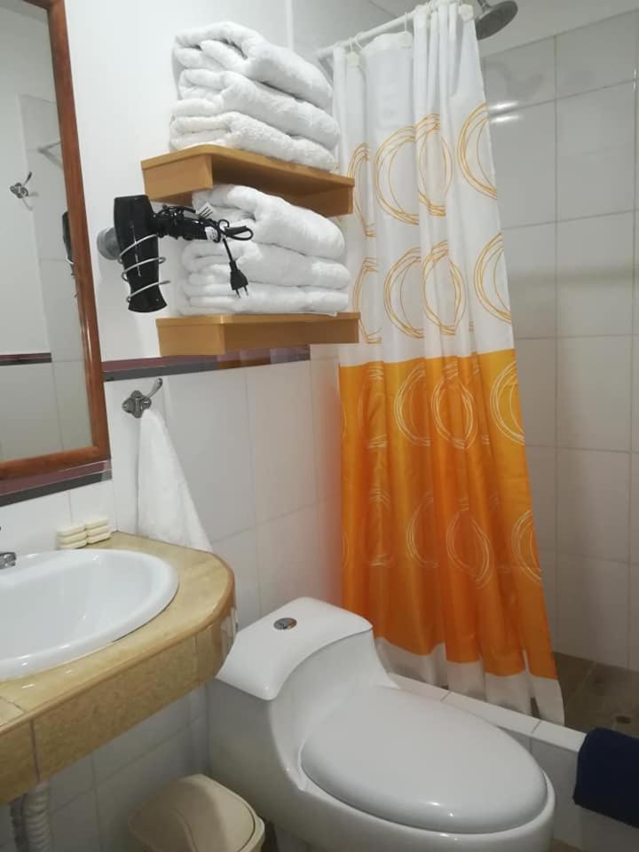 Huaraz Apartamentos エクステリア 写真